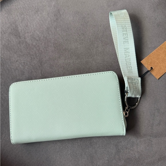 Steve Madden Light Green Wristlet Wallet - Picture 3 of 3